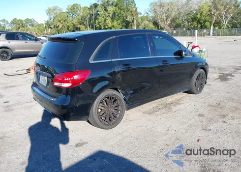 2015 Mercedes-Benz B 250 Sports Tourer z USA, uszkodzony, nr VIN WDDMH4EB5FJ317020